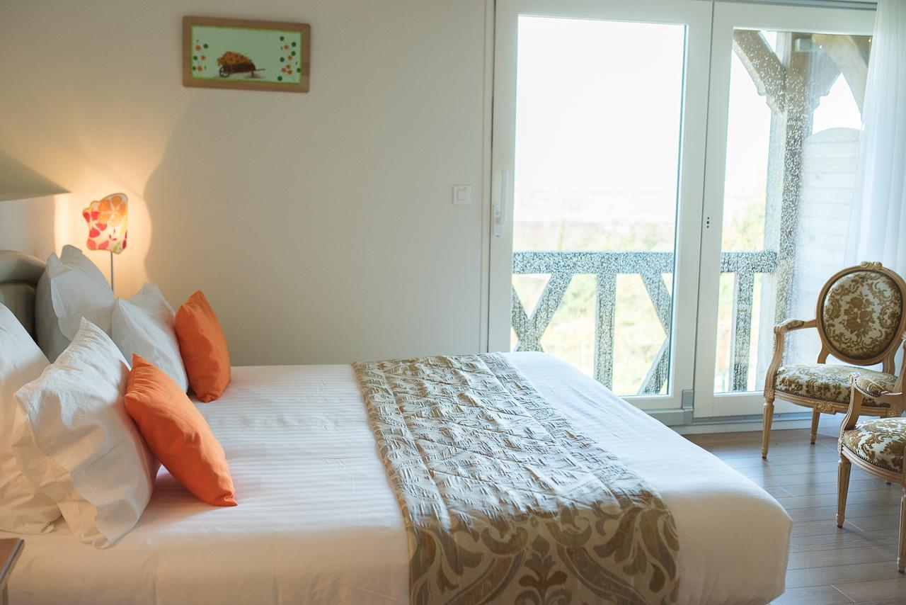 B&B Le Clos Du Phare - En Campagne Saint-Samson-de-la-Roque エクステリア 写真